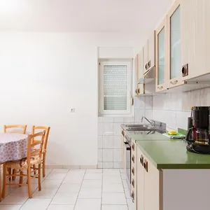  Apartment Aleksic